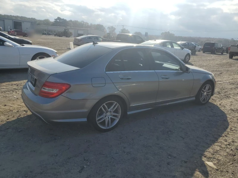 Mercedes-Benz C 250, снимка 3 - Автомобили и джипове - 48158182