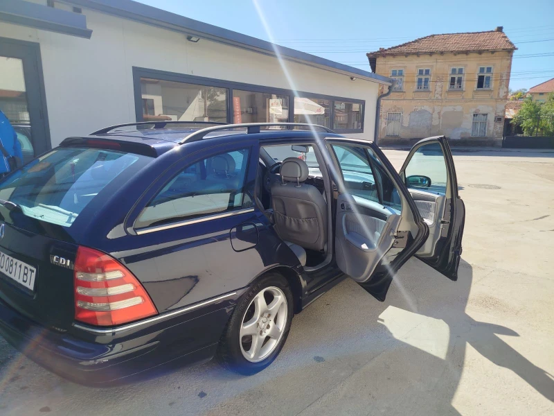 Mercedes-Benz C 270, снимка 2 - Автомобили и джипове - 48323015