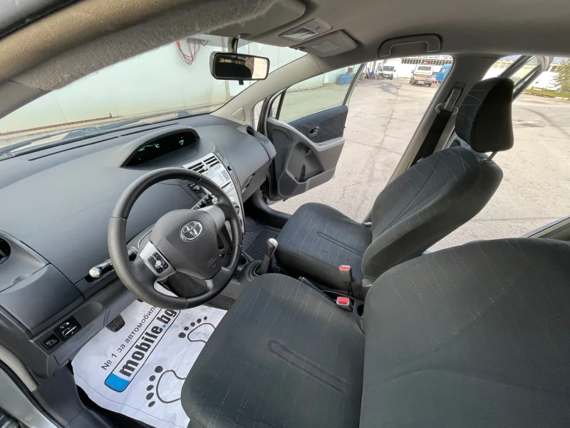 Toyota Yaris 1.4D4D 90к.с, снимка 10 - Автомобили и джипове - 49400435