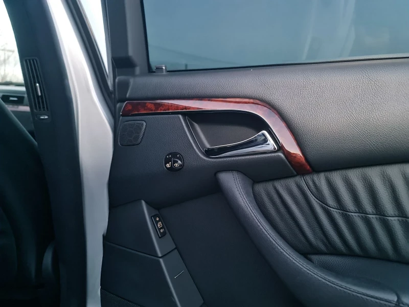 Mercedes-Benz S 430 4-MATIC, снимка 13 - Автомобили и джипове - 51351555
