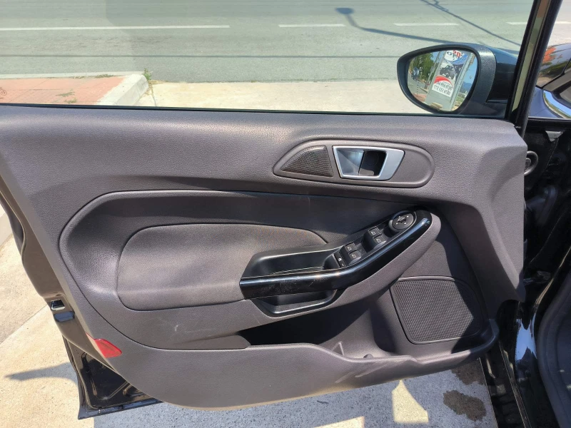 Ford Fiesta 1.5d-Euro-6B, снимка 12 - Автомобили и джипове - 50046700