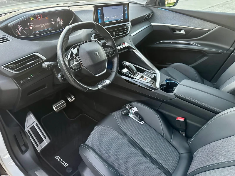 Peugeot 5008 7 места  Автомат 8скорости, снимка 12 - Автомобили и джипове - 51737563