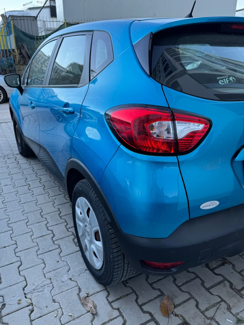 Renault Captur, снимка 5 - Автомобили и джипове - 52675289