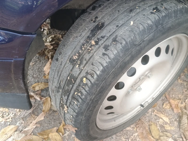 VW Golf 1, 6i 101 к с, снимка 7 - Автомобили и джипове - 52269718