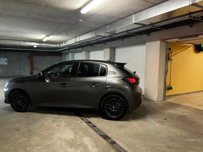 Peugeot 208, снимка 3 - Автомобили и джипове - 52859962