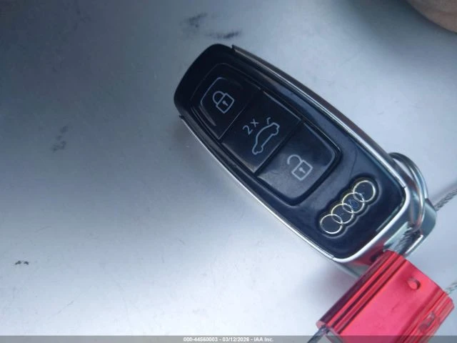 Audi E-Tron PREMIUMPLUS* PANO* ПОДГРЕВ* ОБДУХ* 360, снимка 15 - Автомобили и джипове - 53978520