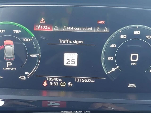 Audi E-Tron PREMIUMPLUS* PANO* ПОДГРЕВ* ОБДУХ* 360, снимка 11 - Автомобили и джипове - 53978520