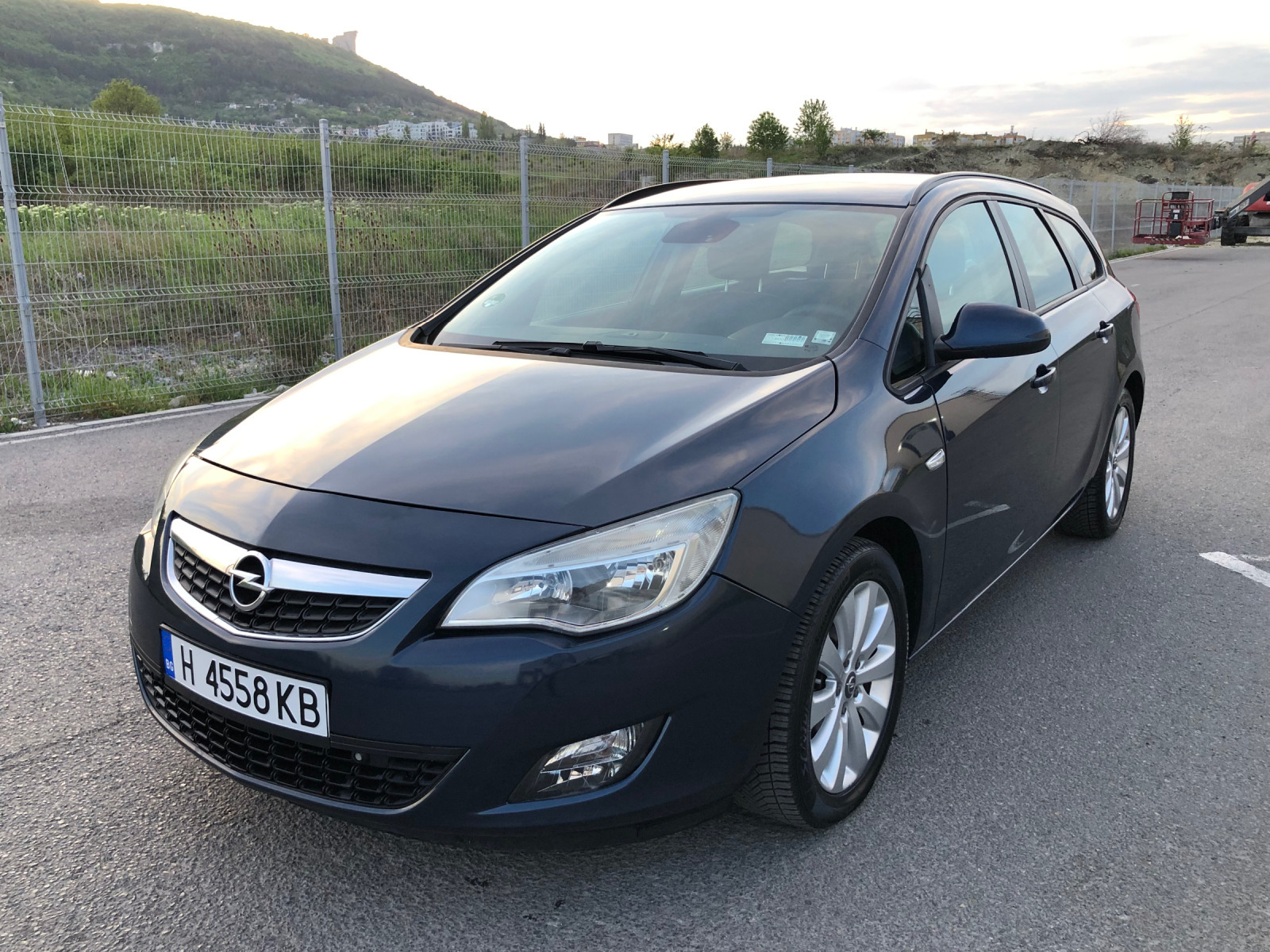 Opel Astra 1.7CDTI NAVI - изображение 1