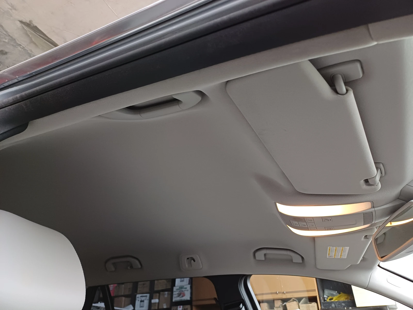 Mercedes-Benz E 220, снимка 14 - Автомобили и джипове - 53982286