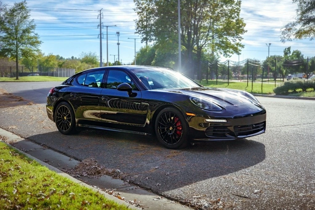 Porsche Panamera E-Hybrid S - изображение 4