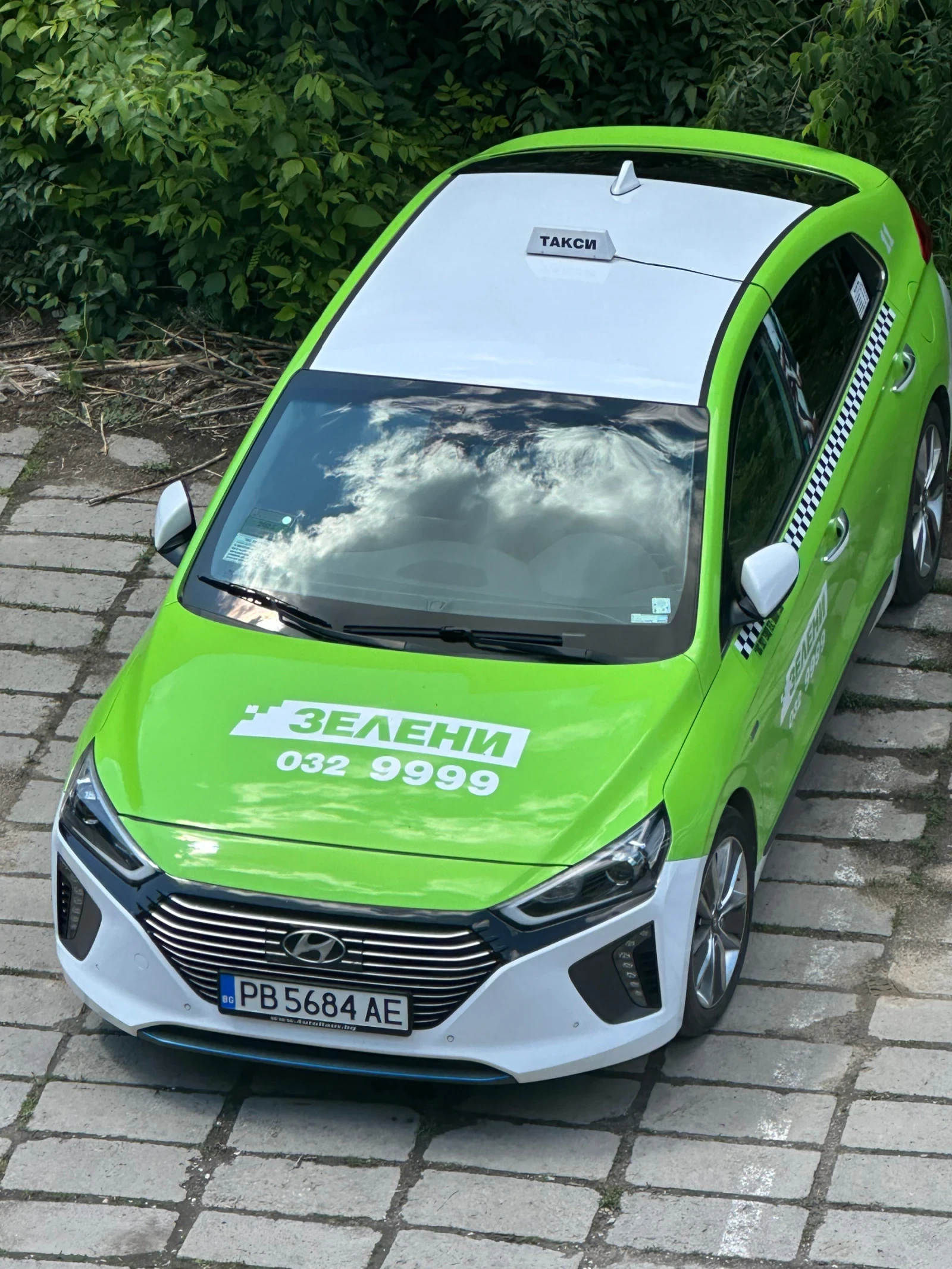Hyundai Ioniq  - изображение 2