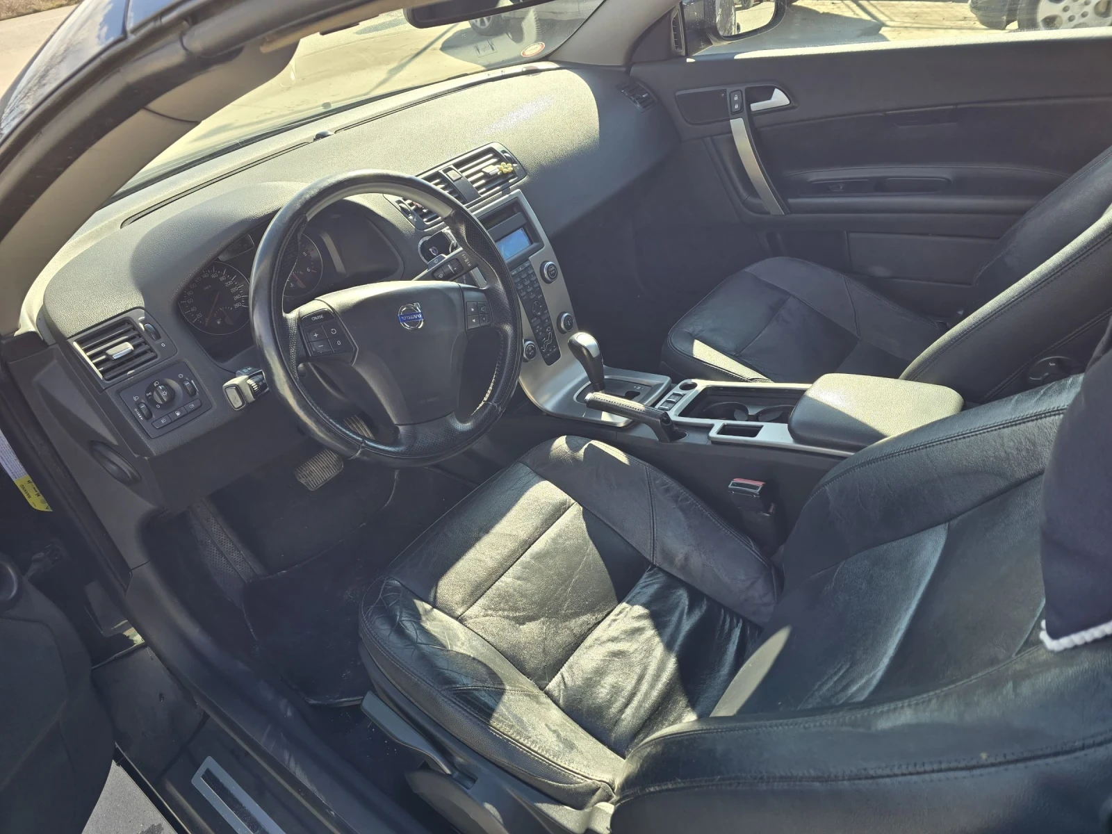 Volvo C70 Кобрио 2.4 185 к - изображение 7