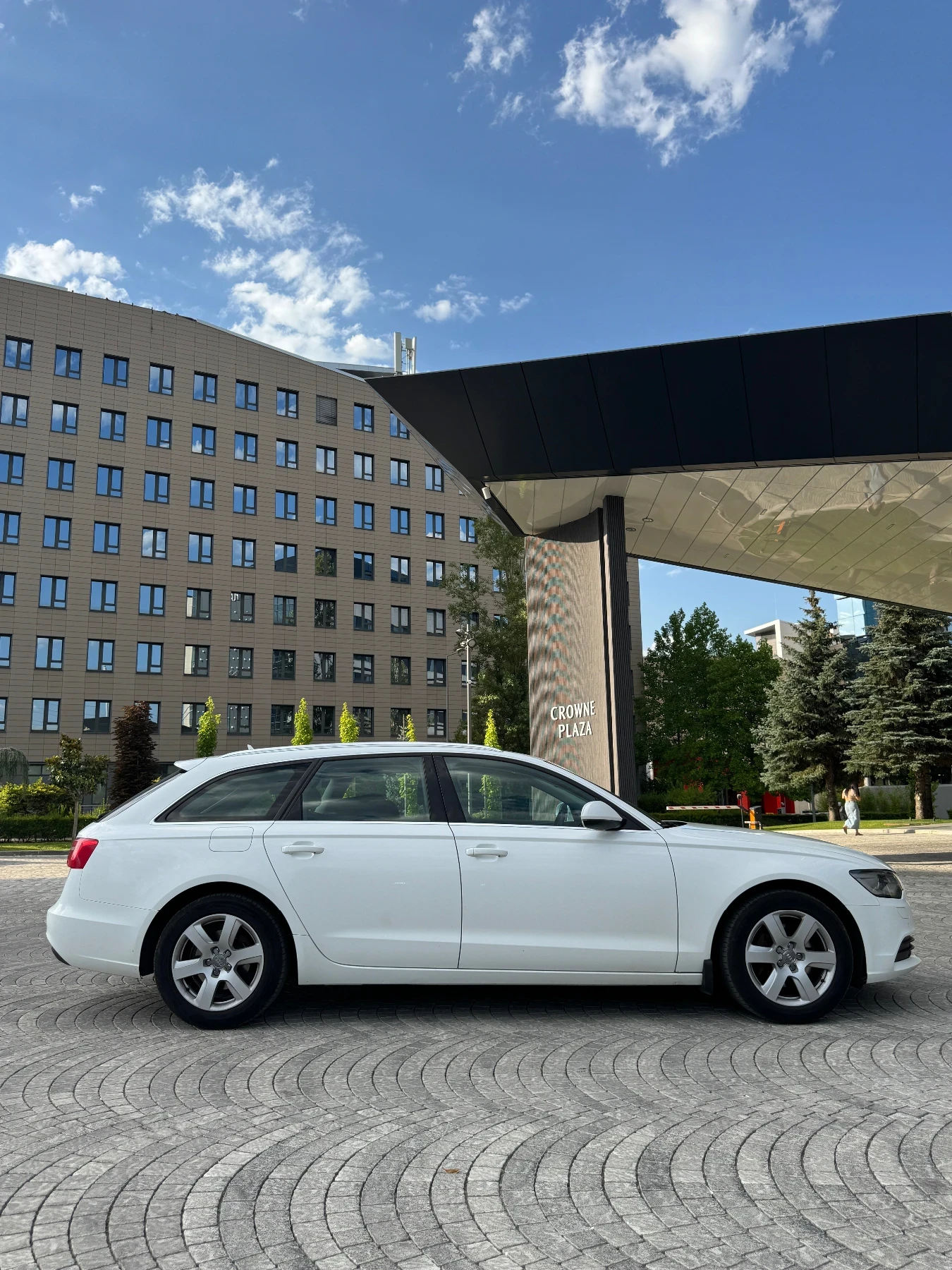 Audi A6 Avant 2.0 - изображение 4