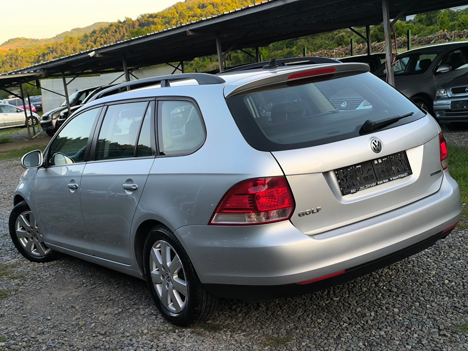 VW Golf 1.9TDI-105кс-КЛИМАТРОНИК-BLUEMOTION- - изображение 5