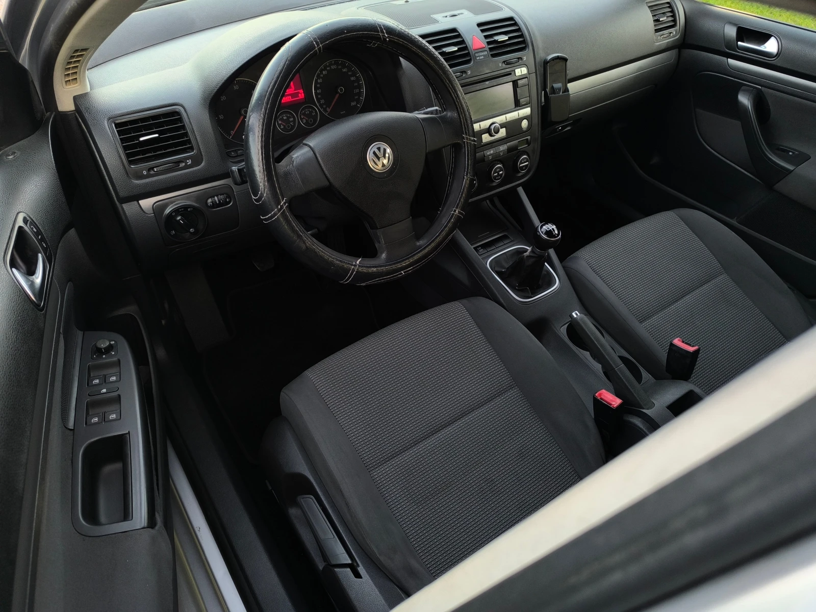VW Golf 1.9TDI-105кс-КЛИМАТРОНИК-BLUEMOTION- - изображение 10