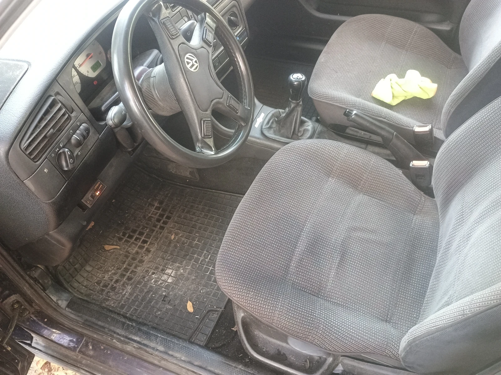 VW Golf 1, 6i 101   | Mobile.bg   9