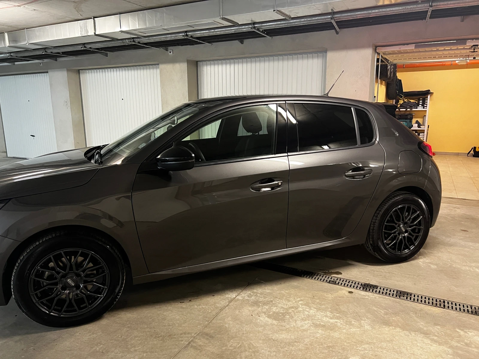 Peugeot 208  - изображение 4