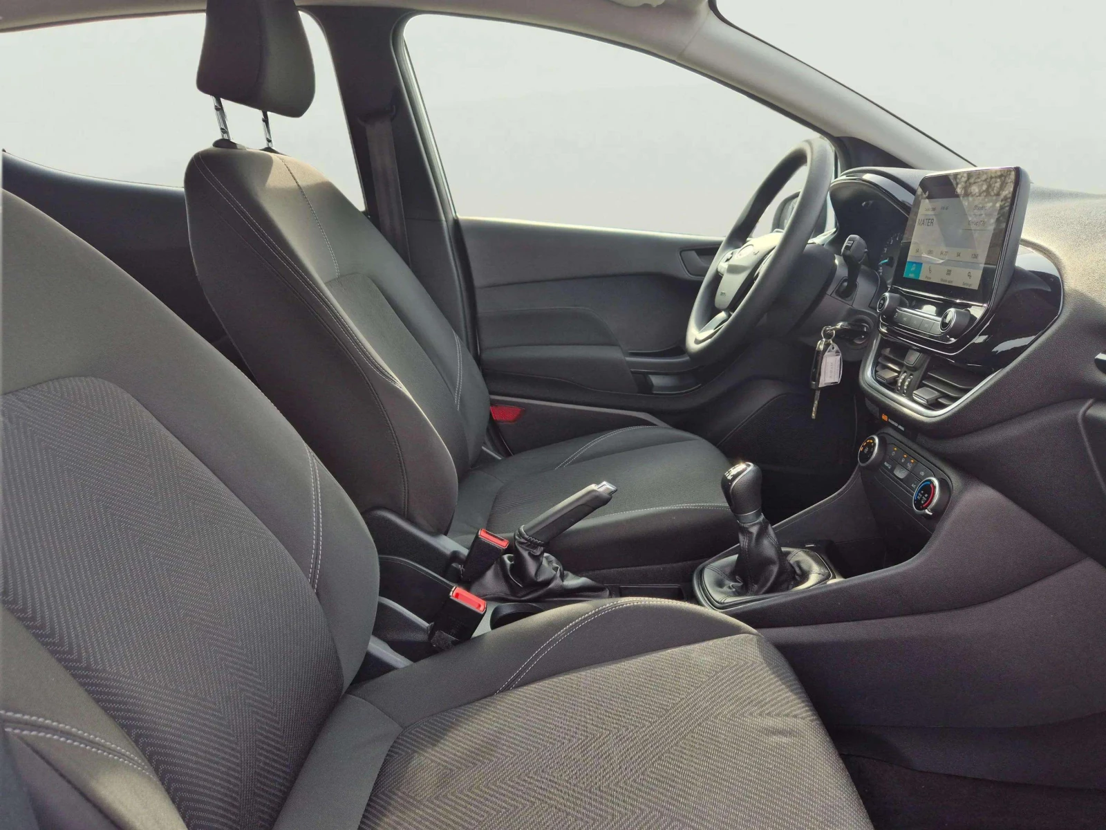 Ford Fiesta 1, 1 i - изображение 10