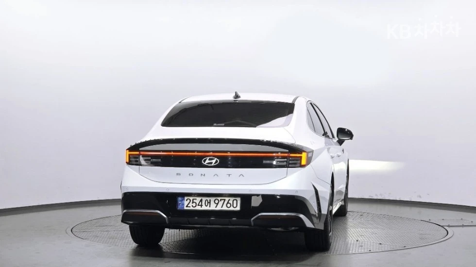 Hyundai Sonata 1.6, снимка 4 - Автомобили и джипове - 53736787