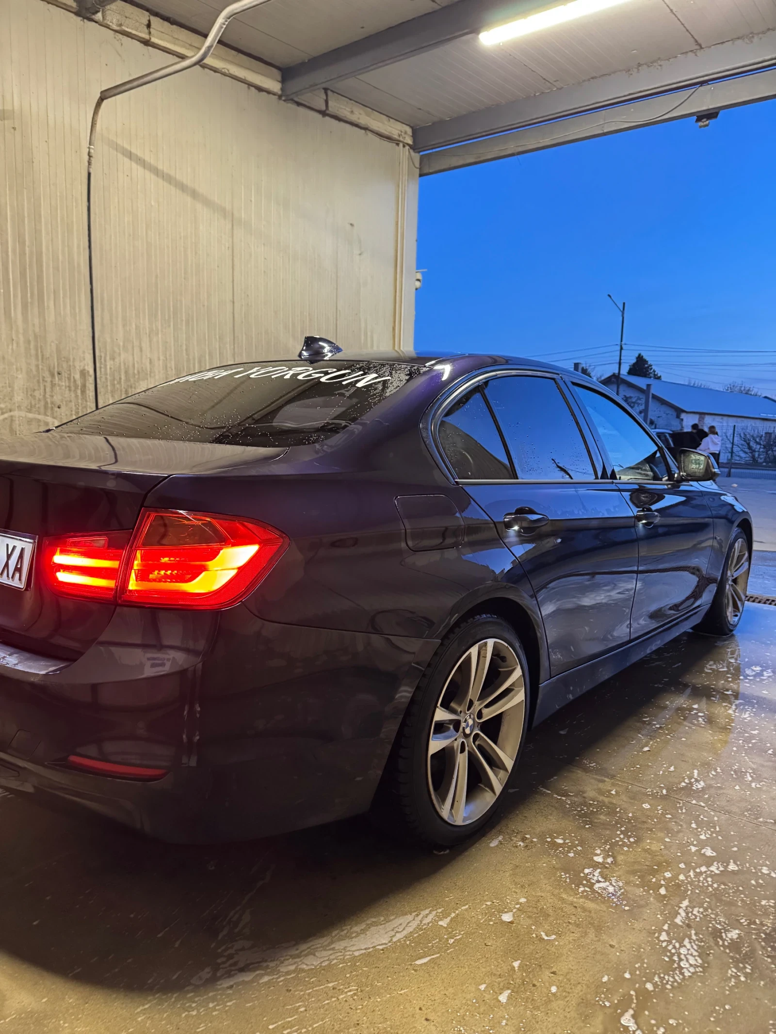 BMW 320, снимка 5 - Автомобили и джипове - 53818592