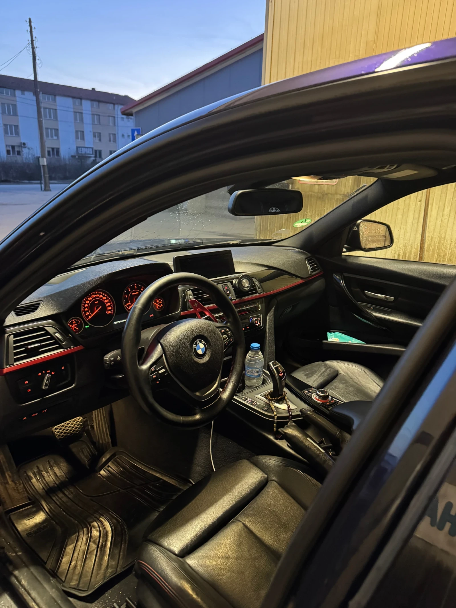 BMW 320, снимка 8 - Автомобили и джипове - 53818592