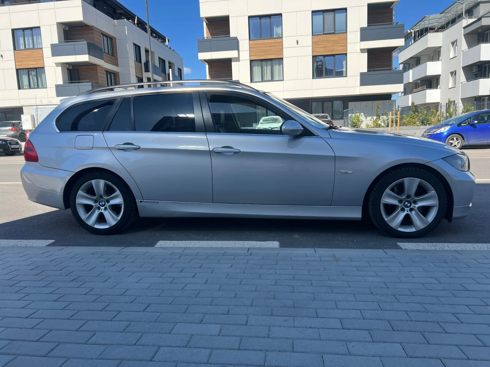 BMW 325 XI, снимка 3 - Автомобили и джипове - 54173020