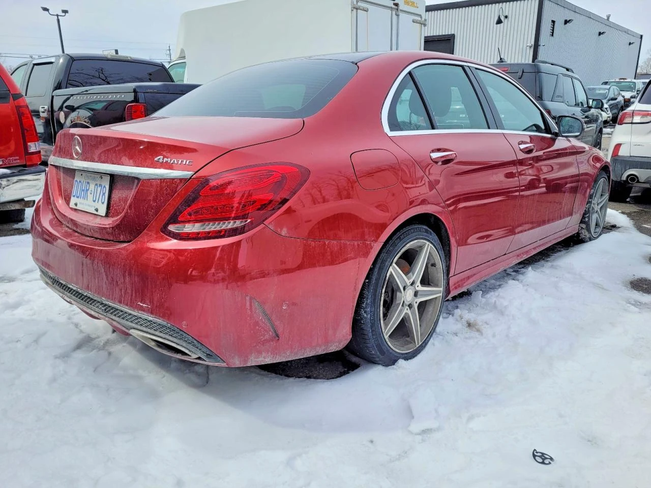 Mercedes-Benz C 300 Luxury 4MATIC, снимка 4 - Автомобили и джипове - 54175396