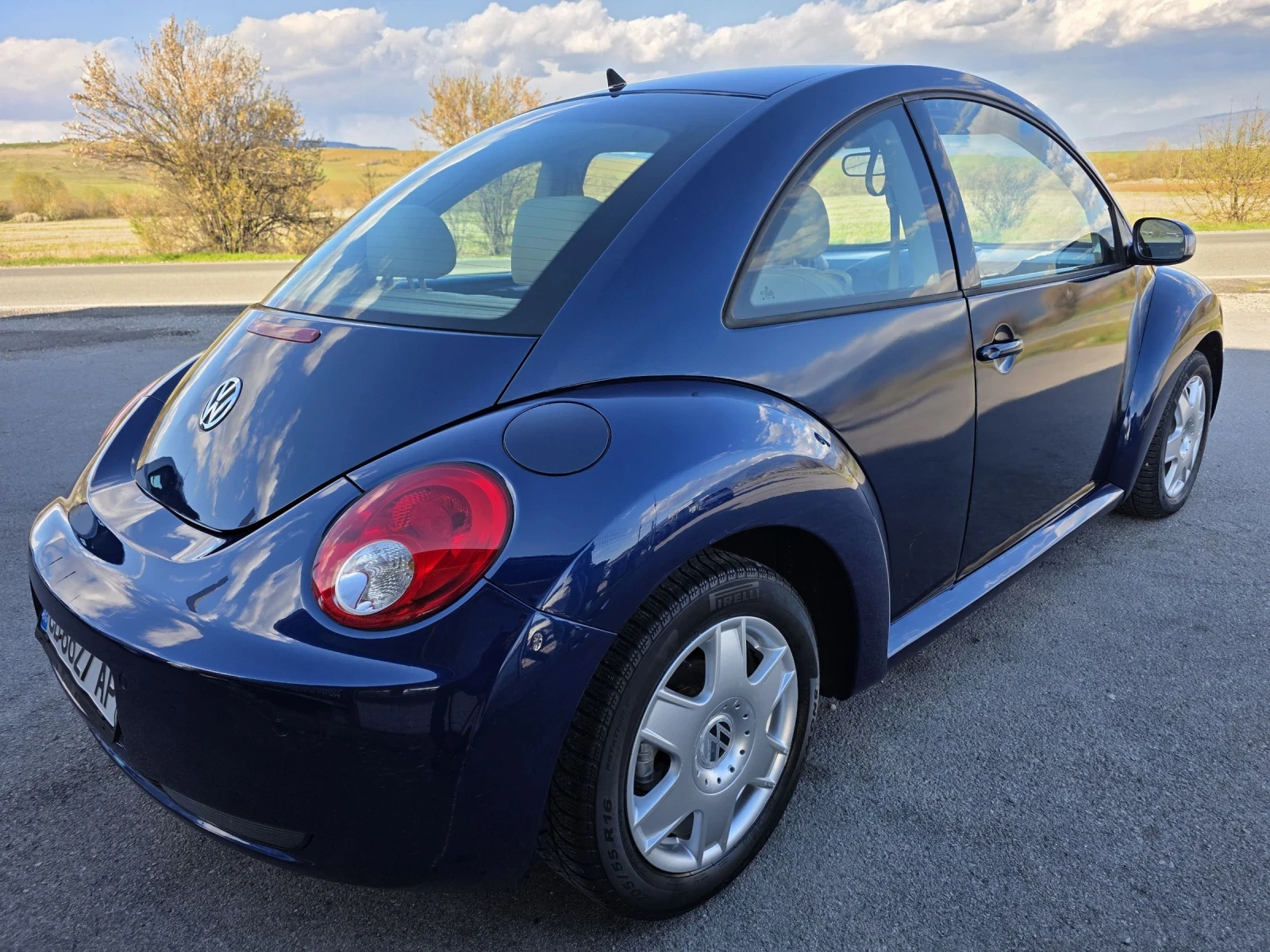 VW New beetle Feis 1.6i 102k.s., снимка 5 - Автомобили и джипове - 54212769