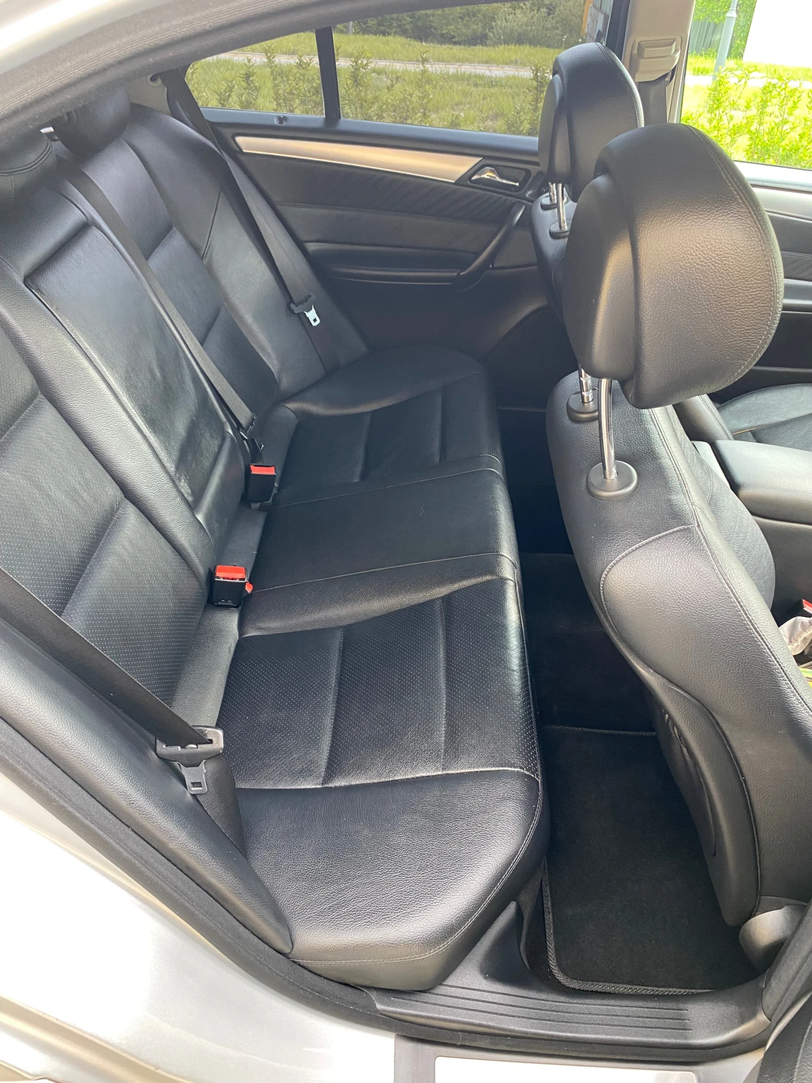 Mercedes-Benz C 200 CDI SPORTedition с AMG пакет заводски, снимка 10 - Автомобили и джипове - 54807169