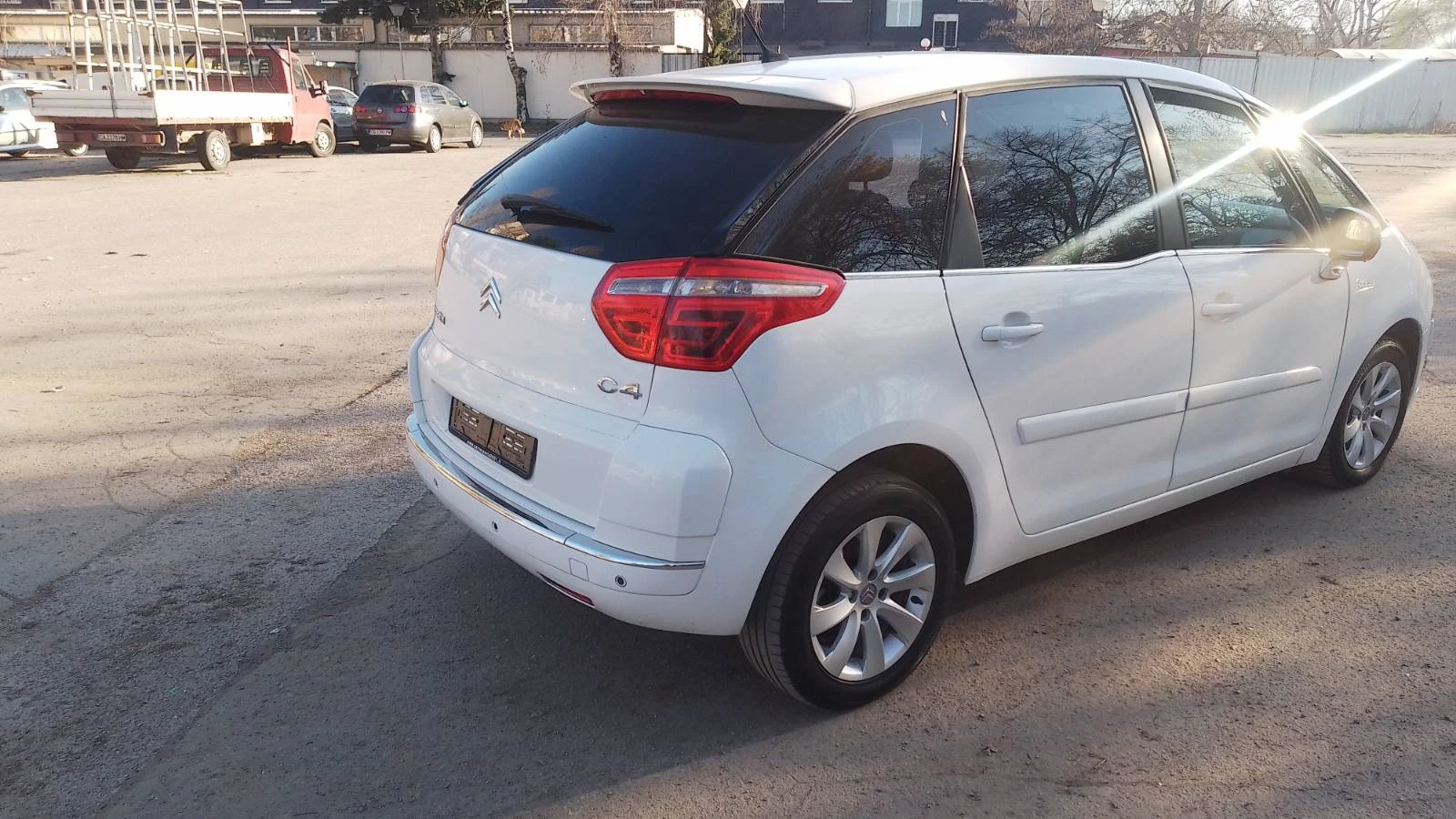 Citroen C4 Picasso 2CRDI, снимка 5 - Автомобили и джипове - 54812160