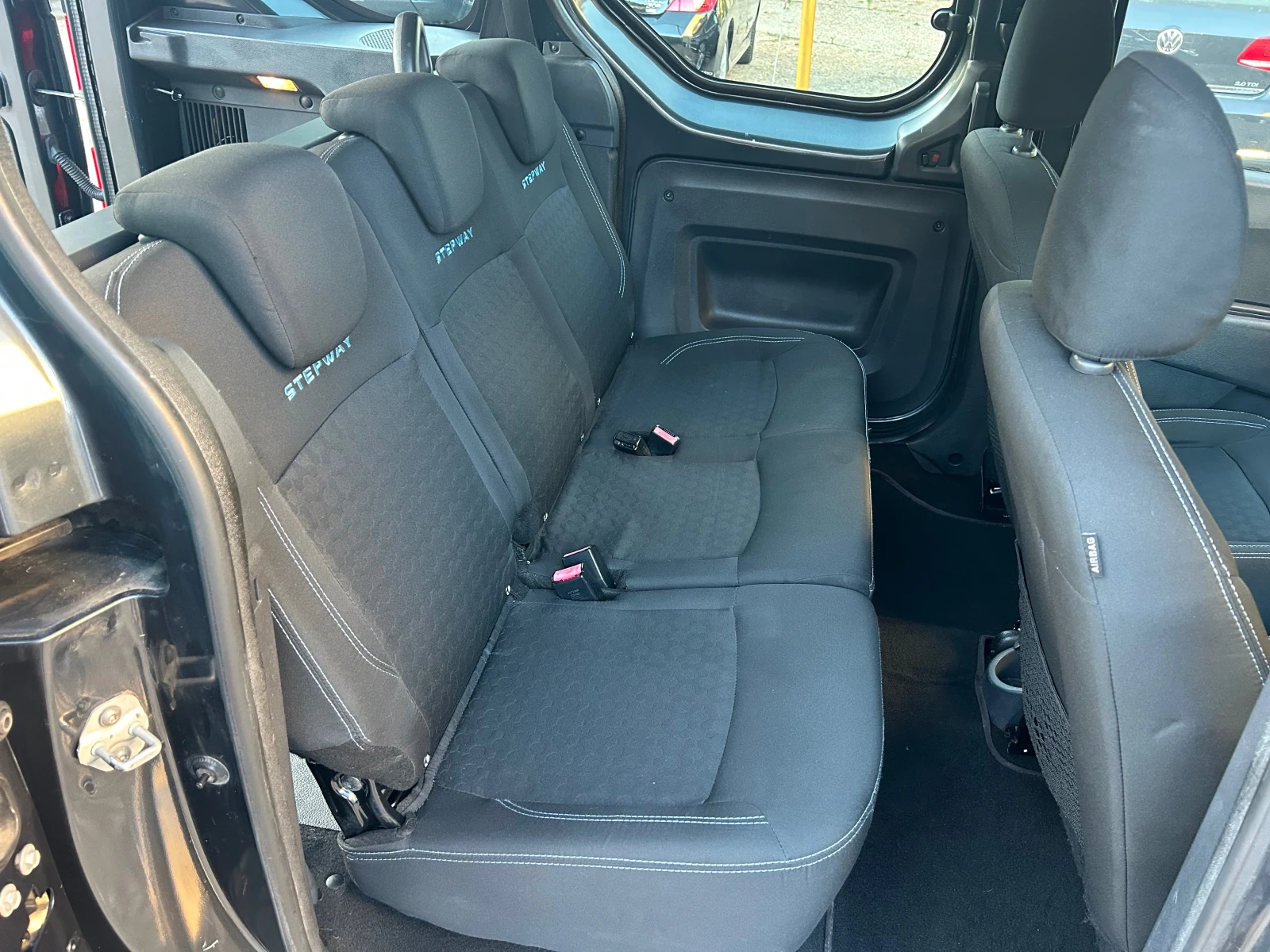 Dacia Dokker STEPWAY-135000km-2016г-ЕВРО 6-1.5DCI-90k.c!, снимка 11 - Автомобили и джипове - 54920992