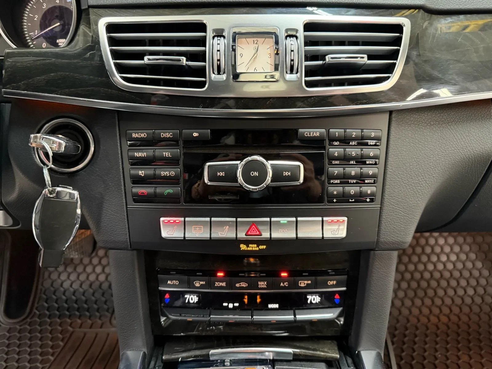 Mercedes-Benz E 350, снимка 13 - Автомобили и джипове - 55091340