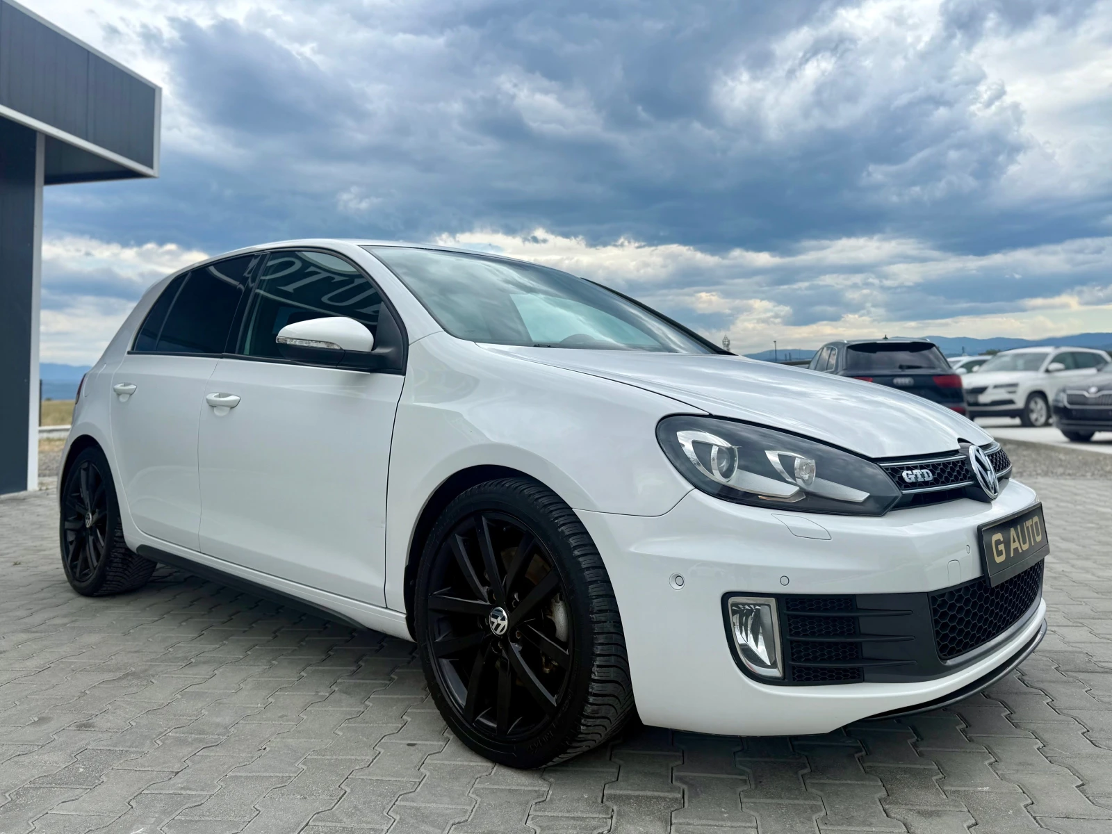 VW Golf 2.0GTD 170 ks Собствен лизинг , снимка 3 - Автомобили и джипове - 55228232