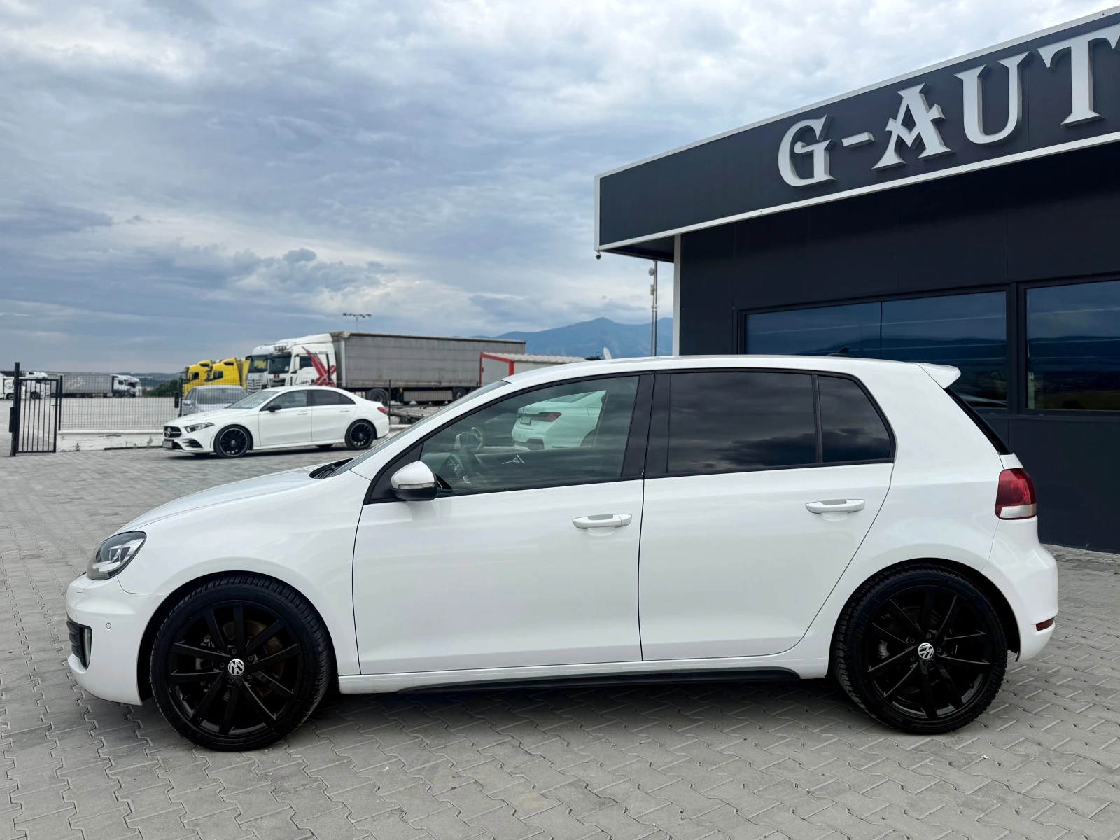 VW Golf 2.0GTD 170 ks Собствен лизинг , снимка 8 - Автомобили и джипове - 55228232