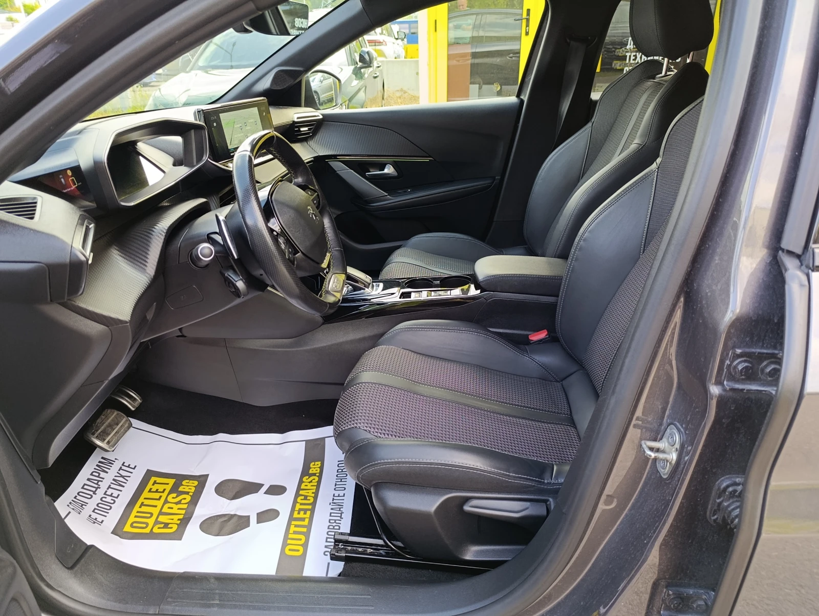 Peugeot 208 GT Закупен от БГ, снимка 5 - Автомобили и джипове - 55263379