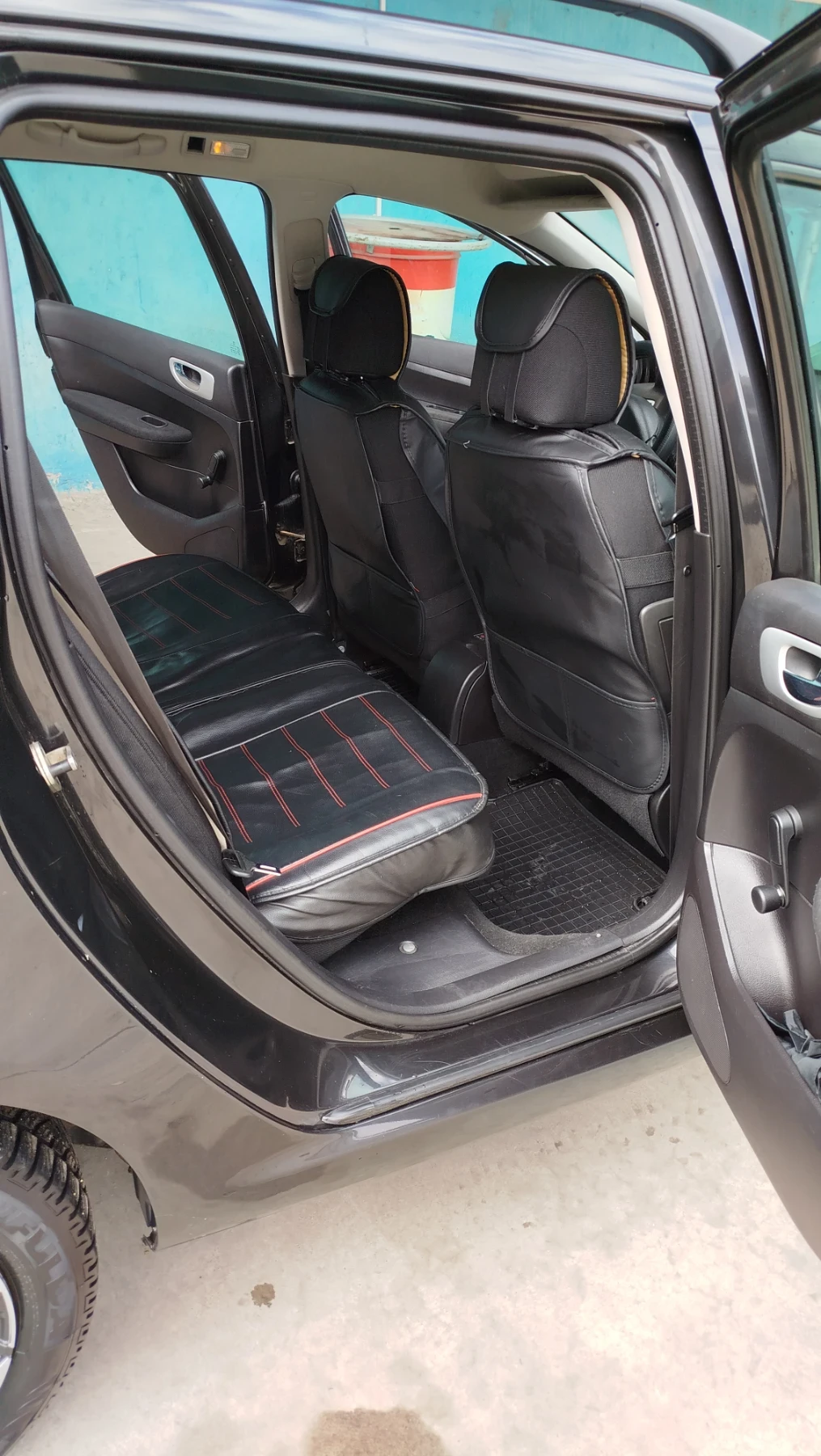 Peugeot 307 Комби, снимка 13 - Автомобили и джипове - 55578376