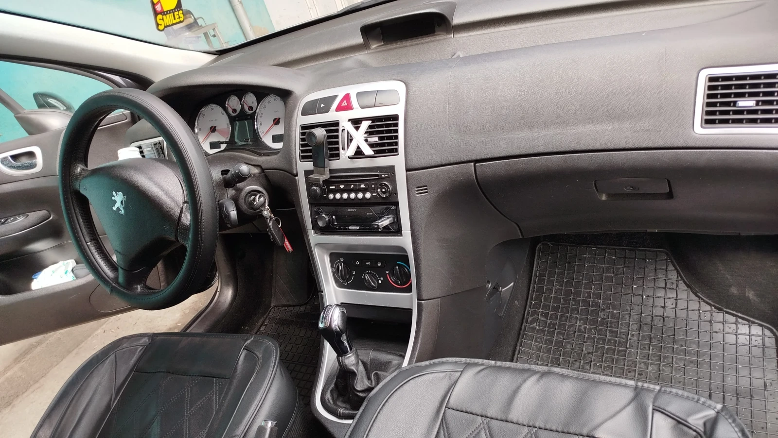Peugeot 307 Комби, снимка 11 - Автомобили и джипове - 55578376