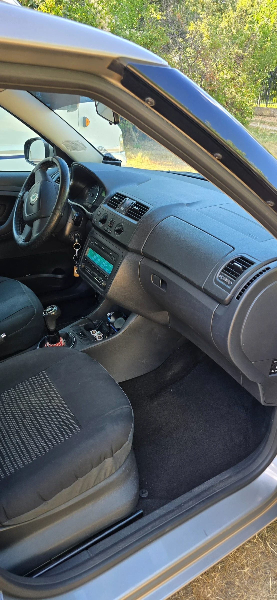 Skoda Fabia, снимка 8 - Автомобили и джипове - 55850897