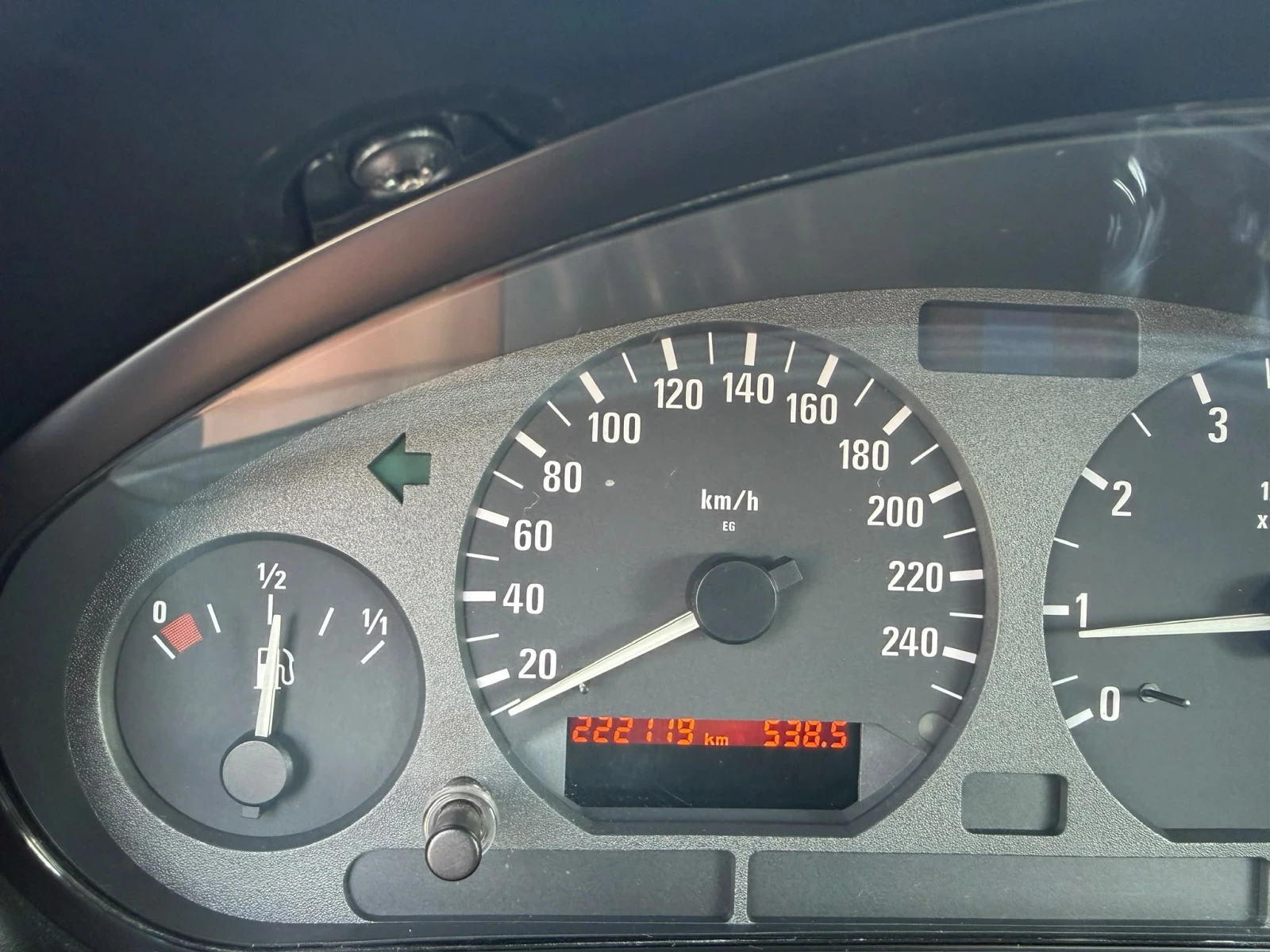 BMW 316 Compact, снимка 7 - Автомобили и джипове - 55883650