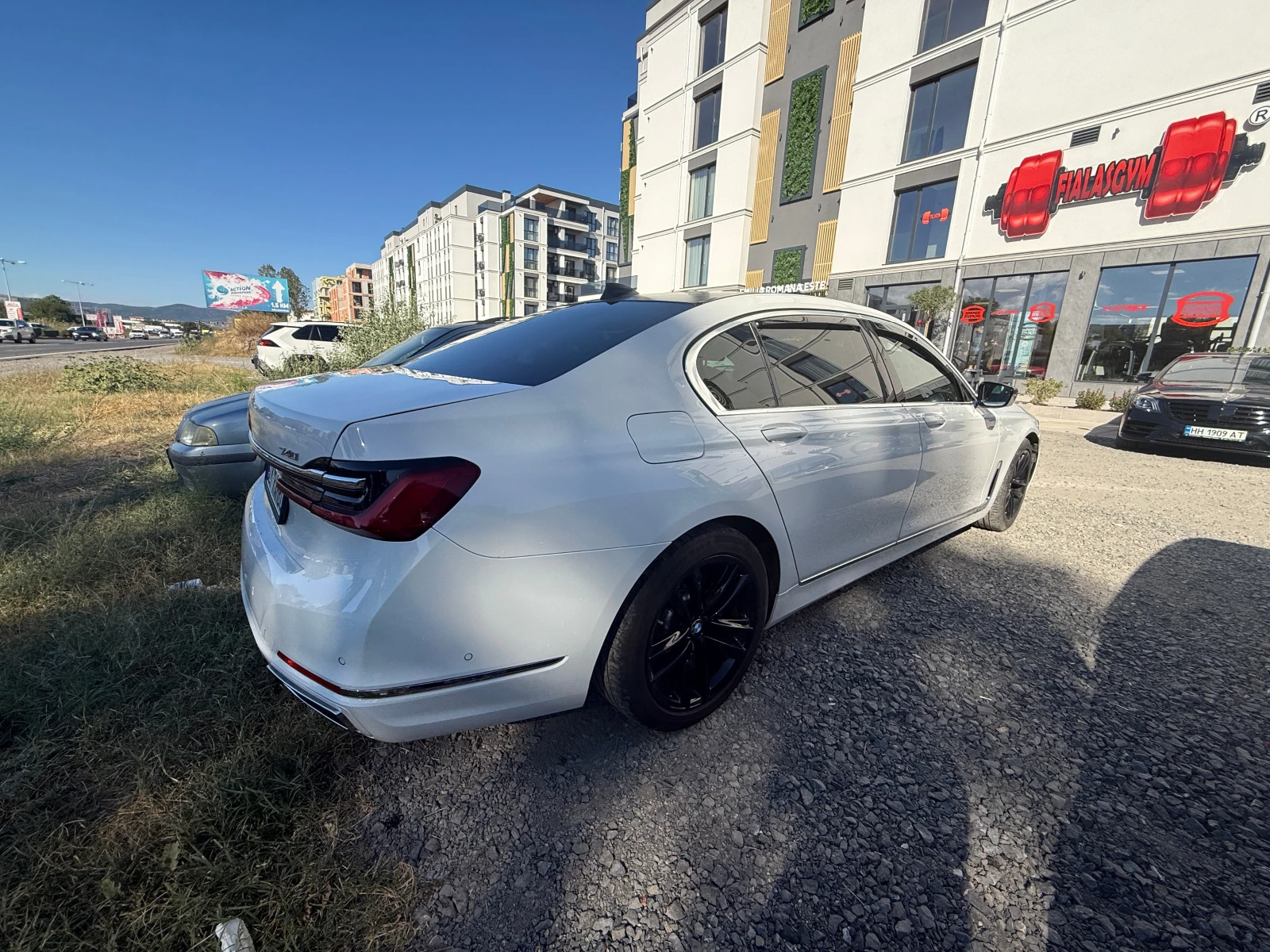BMW 740, снимка 10 - Автомобили и джипове - 56119096