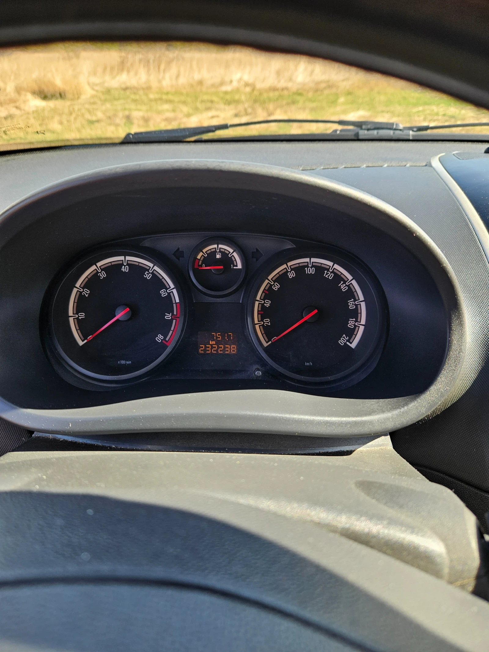 Opel Corsa, снимка 4 - Автомобили и джипове - 56184487