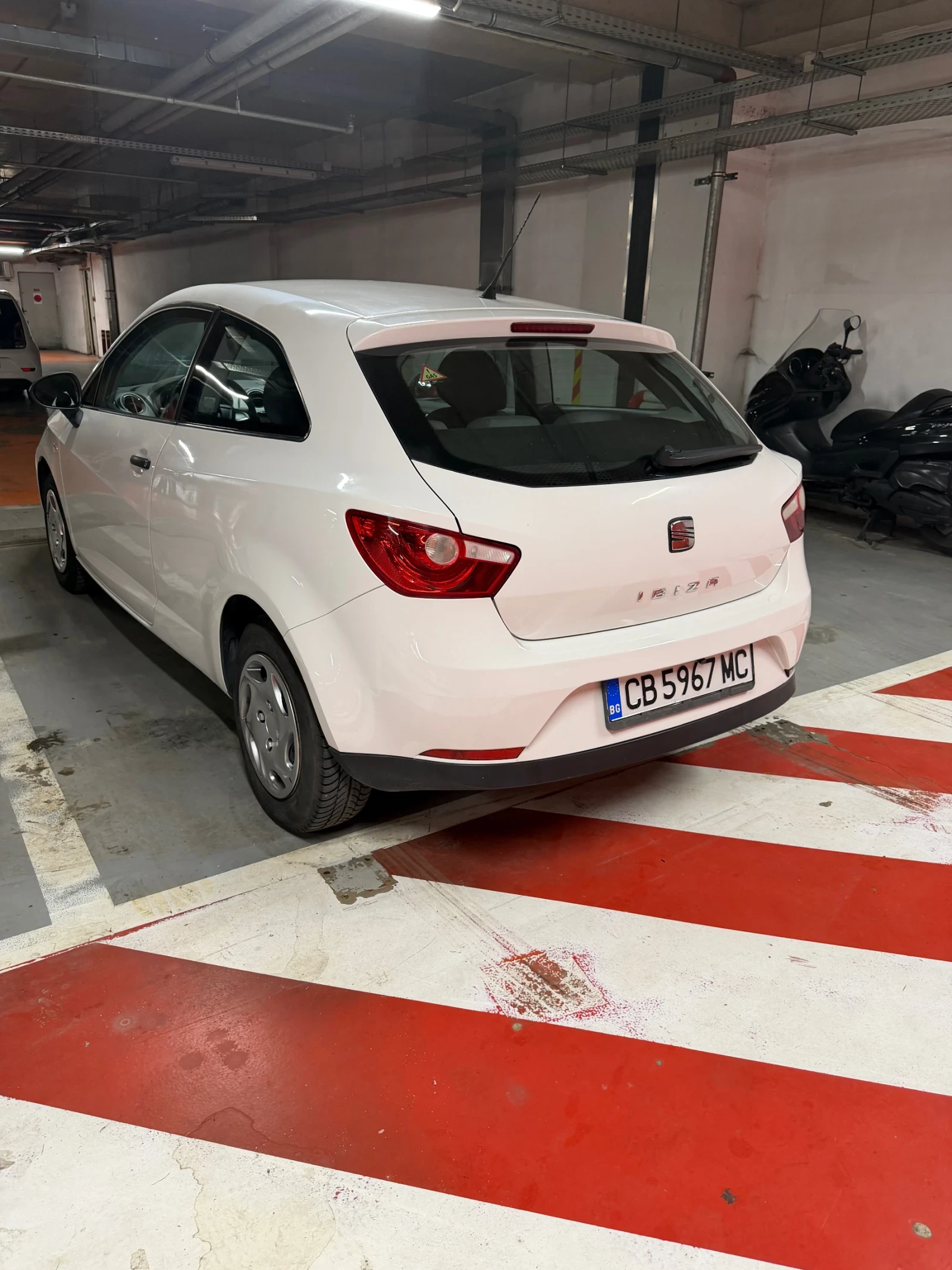 Seat Ibiza, снимка 3 - Автомобили и джипове - 56689048