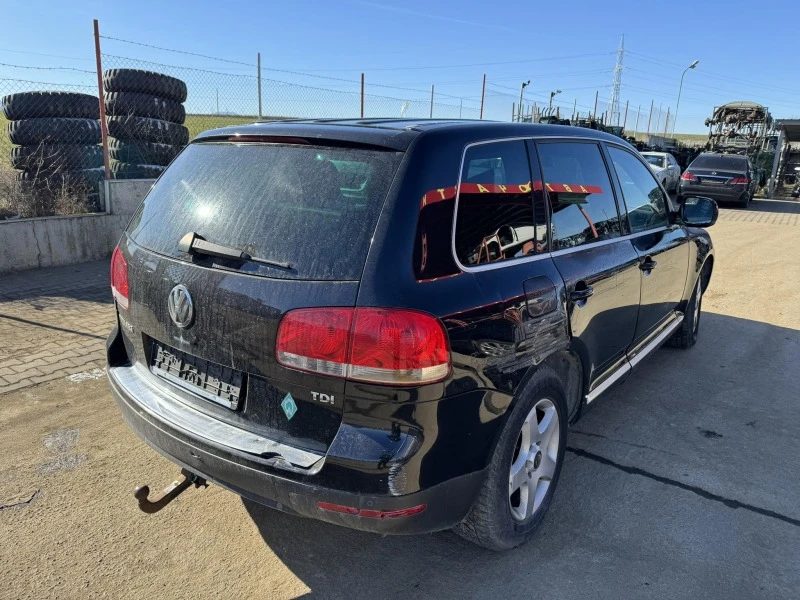 VW Touareg 2.5, снимка 4 - Автомобили и джипове - 43949759