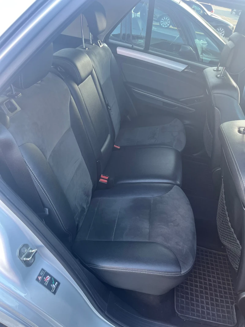 Mercedes-Benz ML 320 Facelift 3.2 CDI 4MATIC, снимка 12 - Автомобили и джипове - 52503884