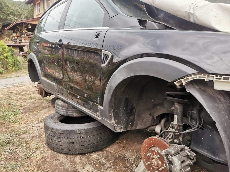 Chevrolet Captiva 2.0 4х4, снимка 6 - Автомобили и джипове - 52656978