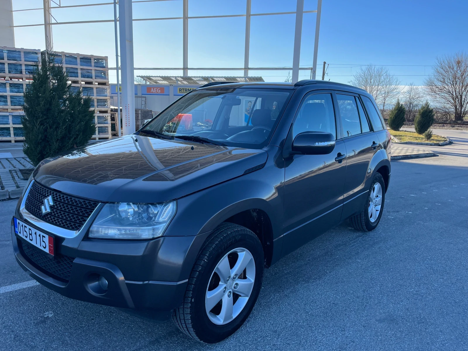 Suzuki Grand vitara 2.4VVT Automat Газ инж. - [1] 