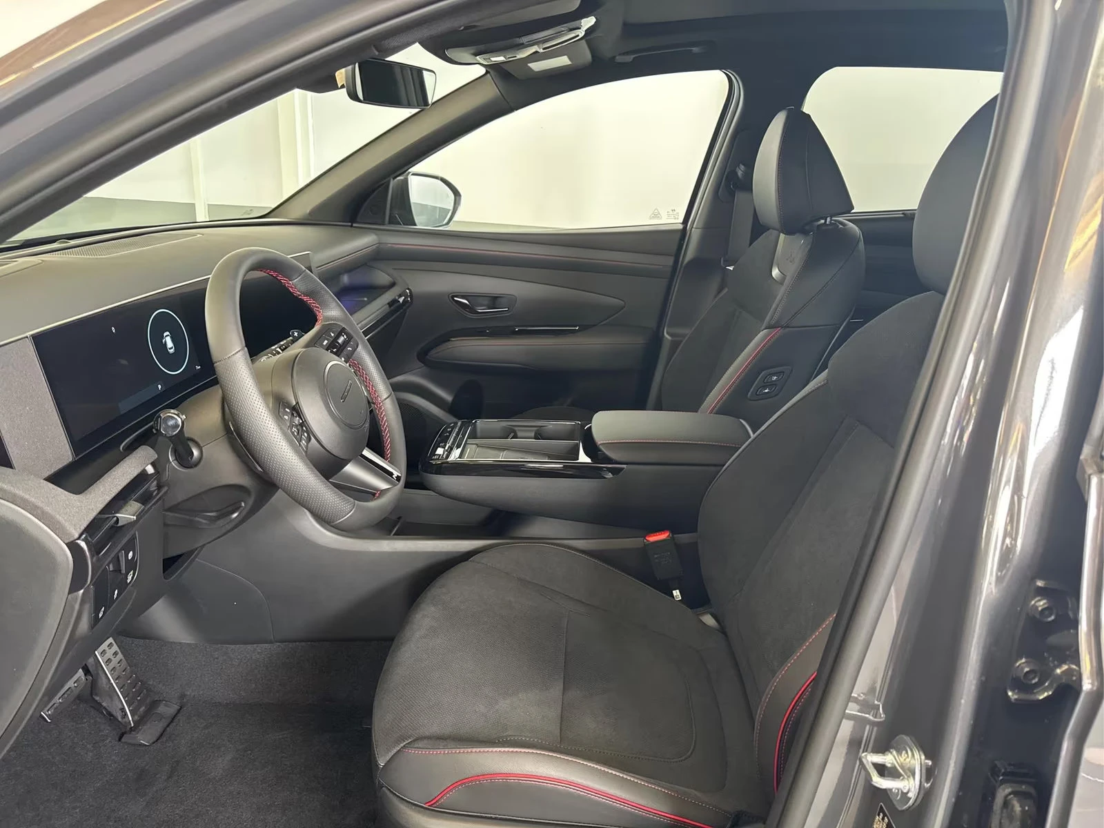 Hyundai Tucson IMPRESSION/4WD/215HP/N-LINE/360/MEMO/CARPLAY/372f - изображение 7