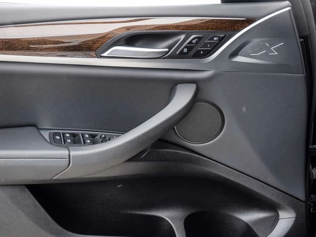 BMW X3 * PREMIUM| PANORAMIC ROOF| APPLE CARPLAY| NO ACCID | Mobile.bg � ����������� 11