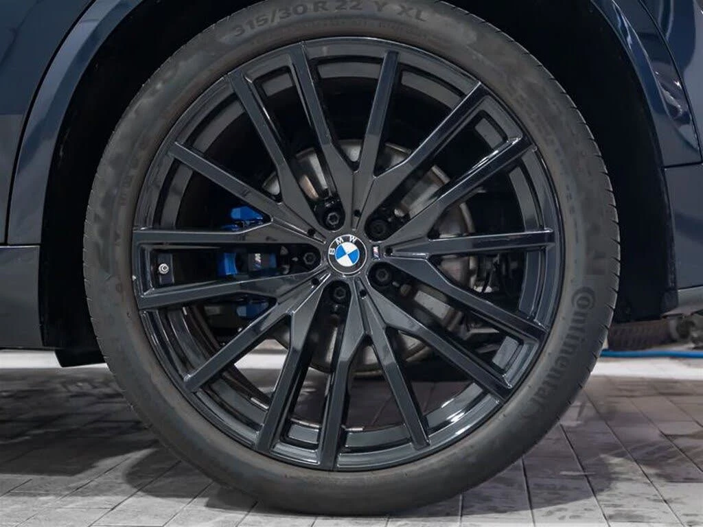 BMW X5 2022| M-PK| SWAROWSKI| M-BRAKES| 1 СОБСТ| ЧИСТА ИС, снимка 6 - Автомобили и джипове - 53783571