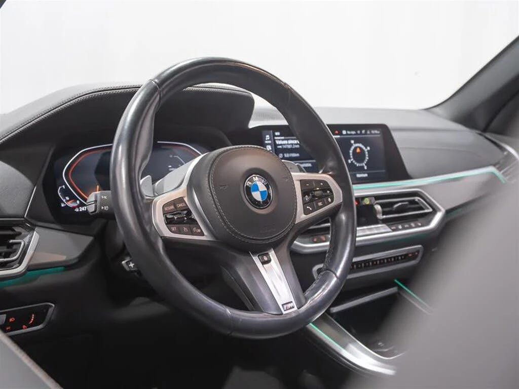 BMW X5 2022| M-PK| SWAROWSKI| M-BRAKES| 1 СОБСТ| ЧИСТА ИС, снимка 8 - Автомобили и джипове - 53783571